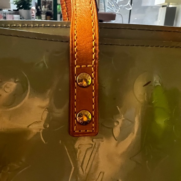 Louis Vuitton Vernis Reade Pm Mini Tote Bag - Picture 3 of 6